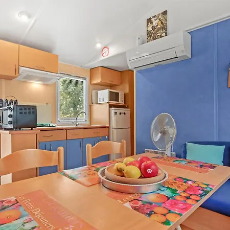 Mobilhome 6 Personnes *